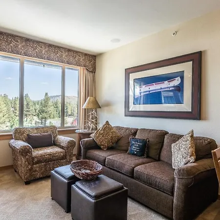 Juniper Springs Lodge #413 - Luxury Ski In Ski Out! 2 Bedroom